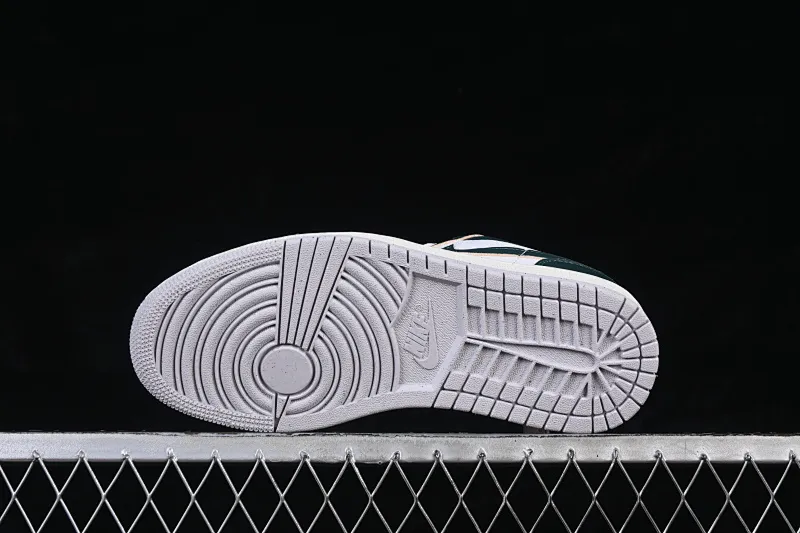 All categories Air Jordan Jordan series basketball shoes Air Jordan 1 Low Air Jordan 1 Low AJ1 Joe 1 white and green low-top cultural and casual sneakers FQ7687-300